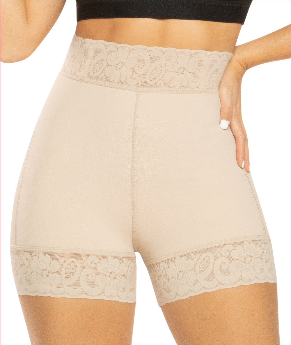 Booty Booster Girl Invisible-fit Short seamless yarns and waistband Faja  Beige at  Women's Clothing store
