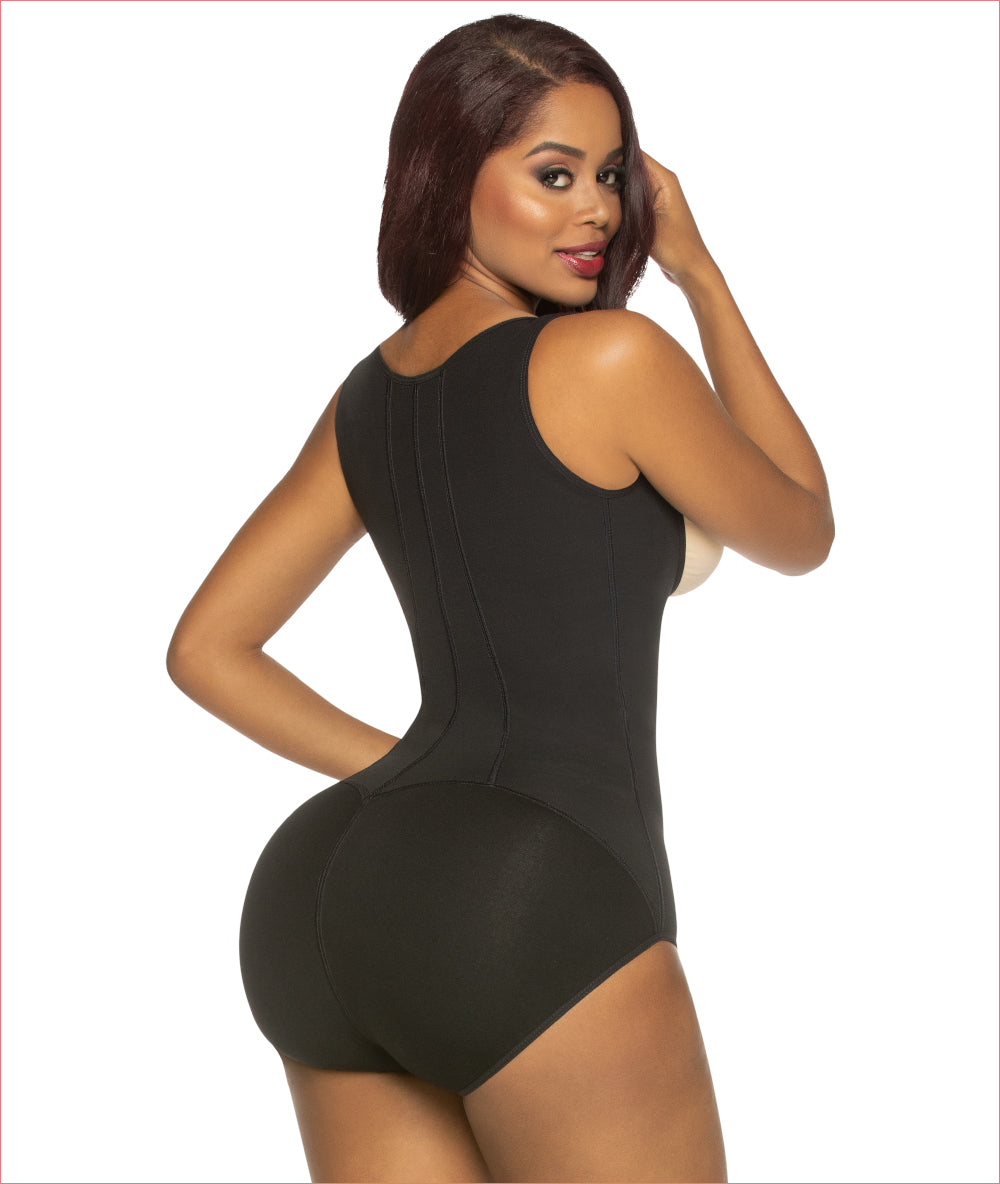 Waistband corselet: for women & men• Short covers above the knee to above  the navel• Special for warm countries• Available in black• big size (4xL)  price in UAE,  UAE