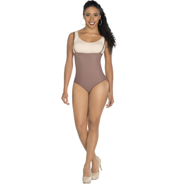 Soft and smooth shapewear Straight back bodysuit