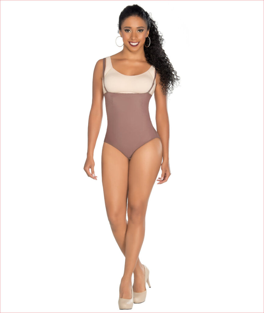 Soft and smooth shapewear Straight back bodysuit